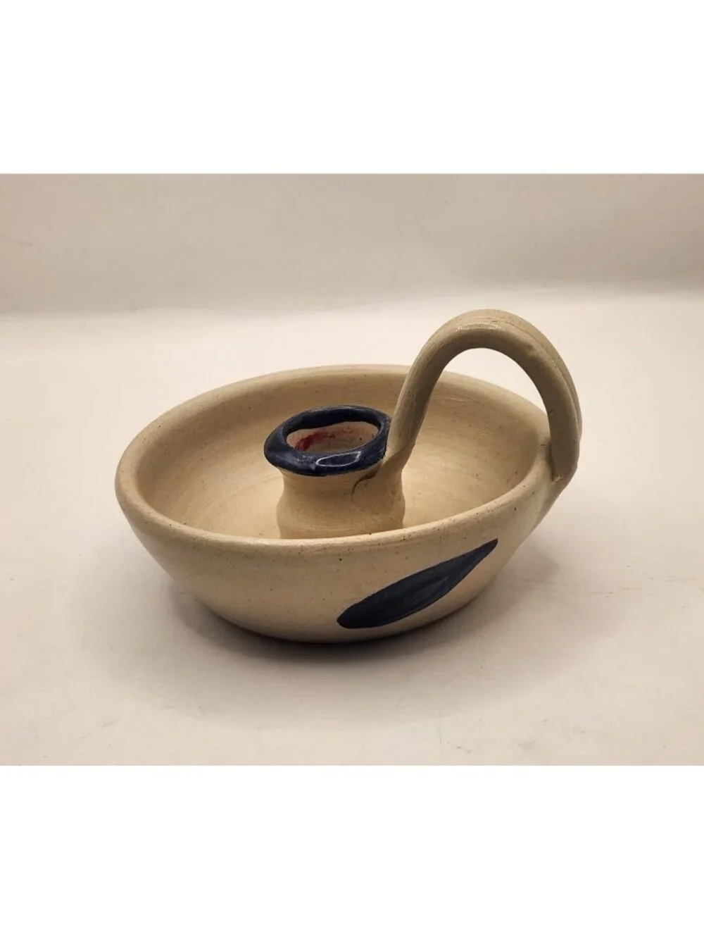 Handmade Williamsburg Pottery WPF Salt-glazed Beige and Cobalt Blue Floral Chamb